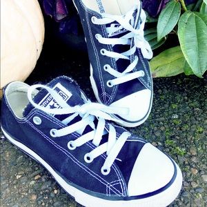 Boys Converse All Stars Sz 3
